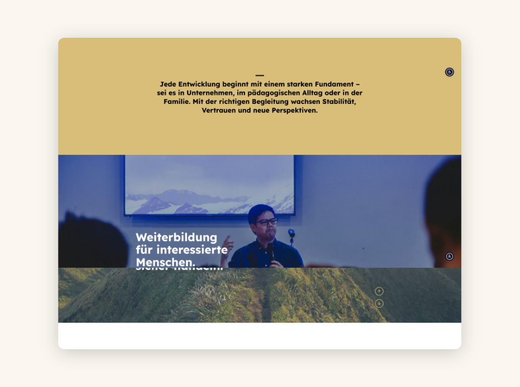 Desktop-Screenshot mit einem Speaker und einem textlichen Zitat.