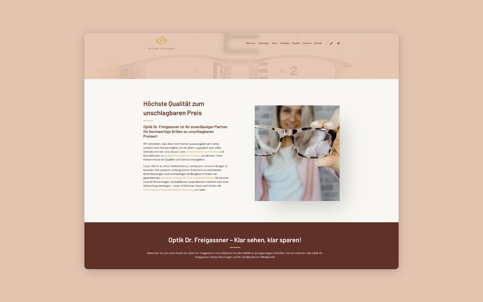Desktop-Screenshot einer Content-Seite mit Bild, Text und einer Brille.